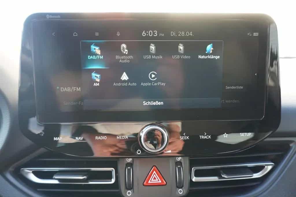 Hyundai i30 Kombi 1.5 Edition 30 Mild-Hybrid DCT LED AHK 07/2021-photo-21
