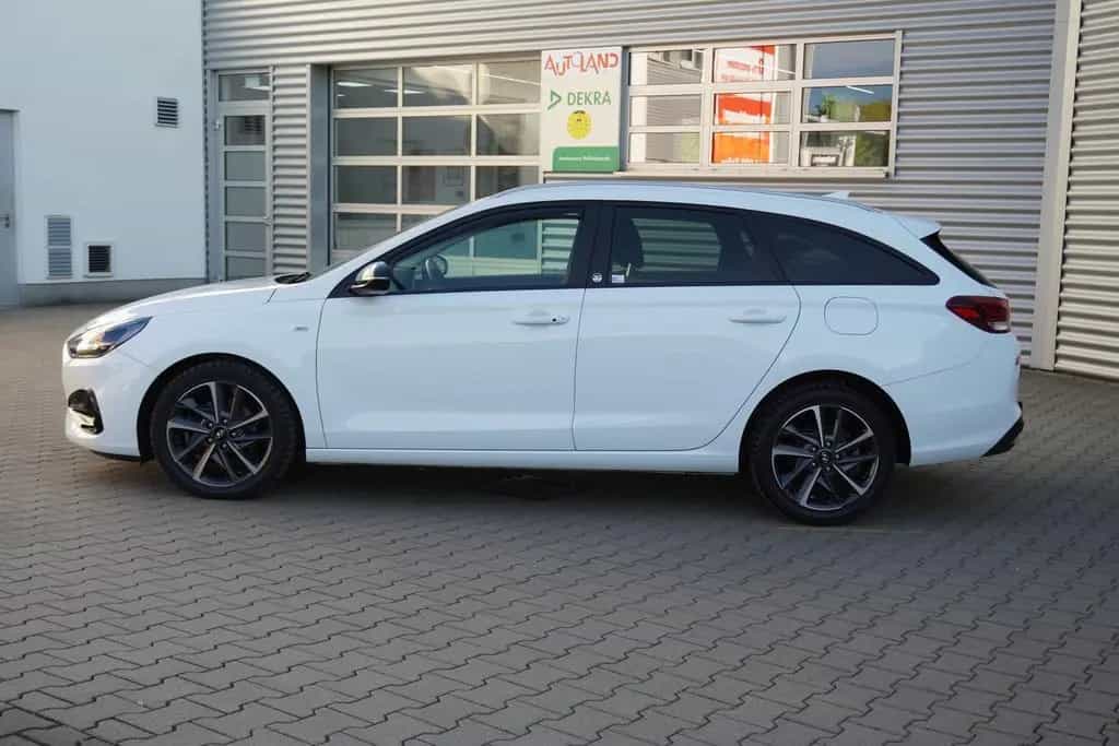 Hyundai i30 Kombi 1.5 Edition 30 Mild-Hybrid DCT LED AHK 07/2021-photo-8