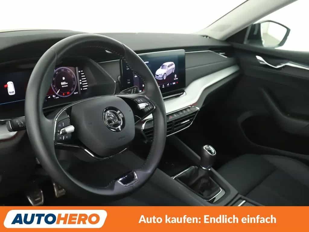 Skoda Octavia 1.5 TSI ACT First Edition*NAVI*HUD*LED* 08/2020-photo-10