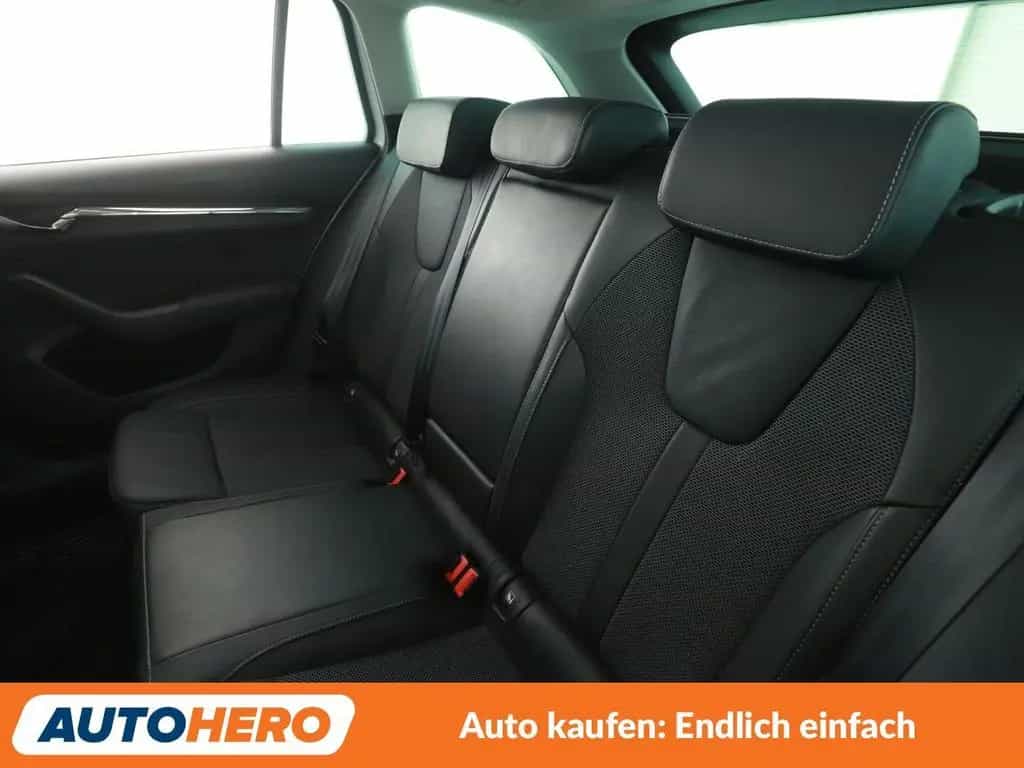 Skoda Octavia 1.5 TSI ACT First Edition*NAVI*HUD*LED* 08/2020-photo-13