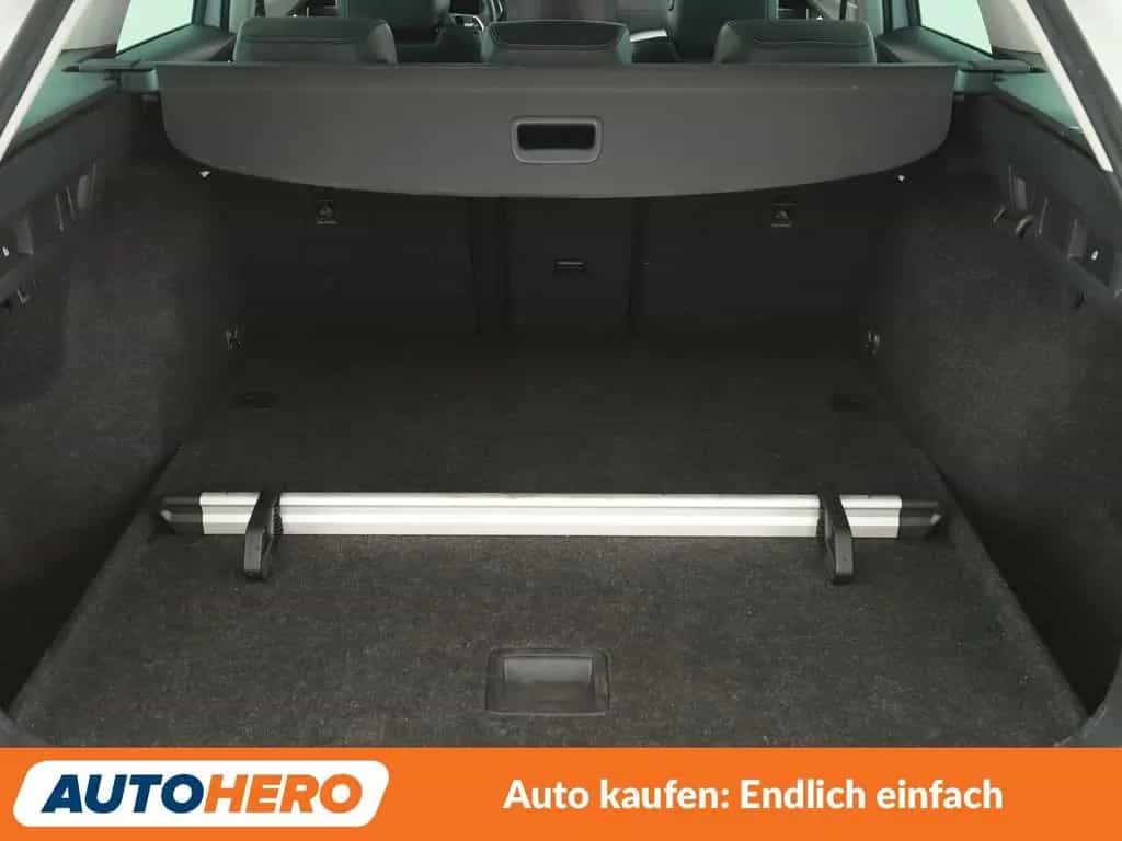 Skoda Octavia 1.5 TSI ACT First Edition*NAVI*HUD*LED* 08/2020-photo-17