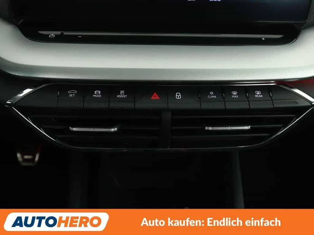 Skoda Octavia 1.5 TSI ACT First Edition*NAVI*HUD*LED* 08/2020-photo-22