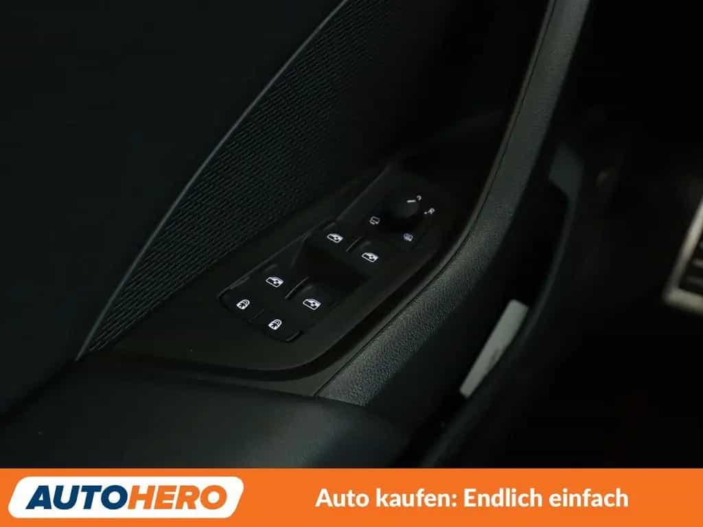 Skoda Octavia 1.5 TSI ACT First Edition*NAVI*HUD*LED* 08/2020-photo-26