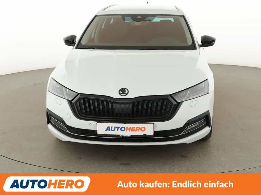 Skoda Octavia 1.5 TSI ACT First Edition*NAVI*HUD*LED* 08/2020-photo-8