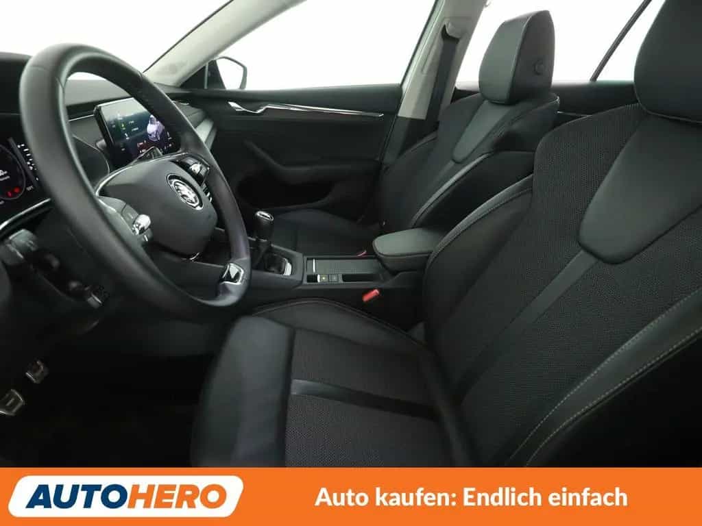 Skoda Octavia 1.5 TSI ACT First Edition*NAVI*HUD*LED* 08/2020-photo-9