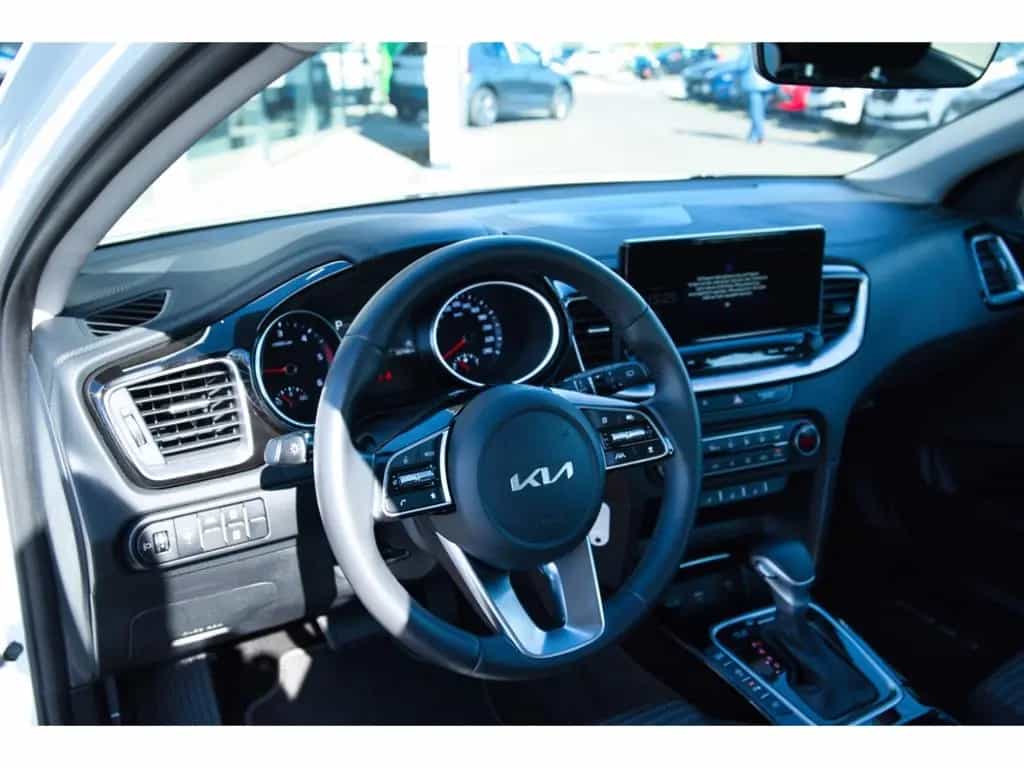 Kia Ceed Sportswagon 1.6 CRDi Navi ACC Apple CarPlay 04/2024-photo-11