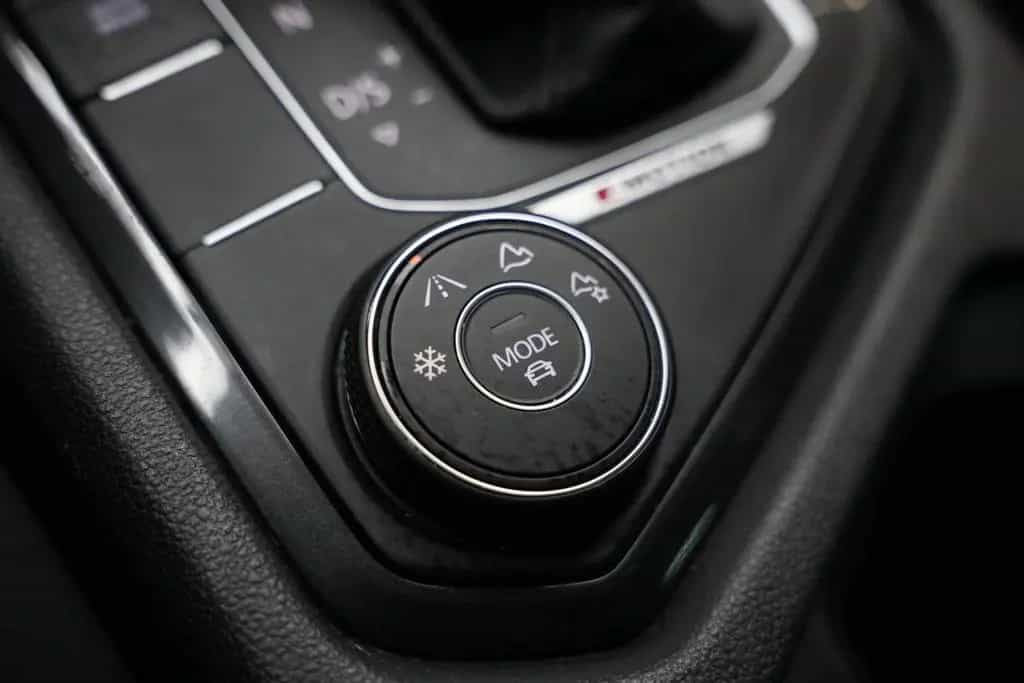Volkswagen Tiguan CARPLAY-NAVI*4-MOTION*STANDHEIZUNG 09/2020-photo-22