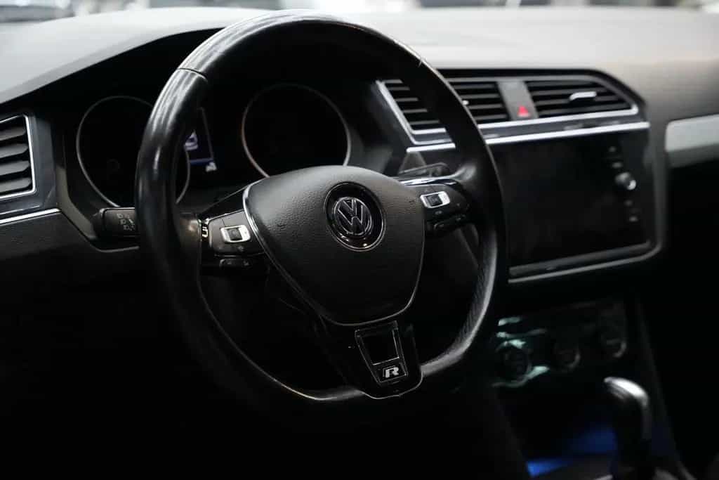 Volkswagen Tiguan CARPLAY-NAVI*4-MOTION*STANDHEIZUNG 09/2020-photo-5