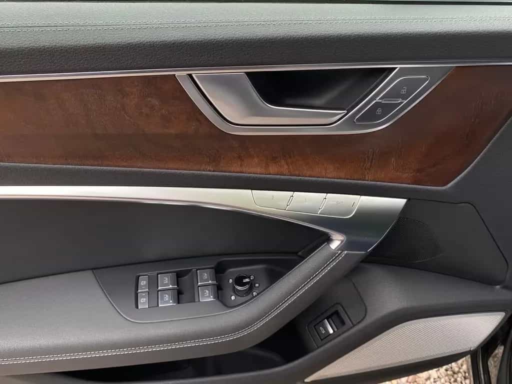 Audi A6 55 TFSI quattro sport Head-Up B&O 360° 19" 07/2019-photo-24