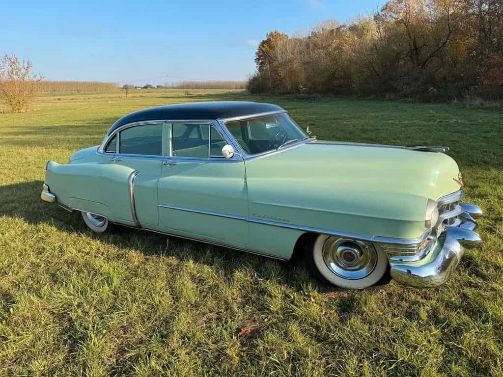 Cadillac Other Sedan 07/1952-photo-12