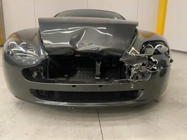 Aston Martin Vantage MARTIN Vantage V8 Roadster Sportshift 09/2009-photo-5
