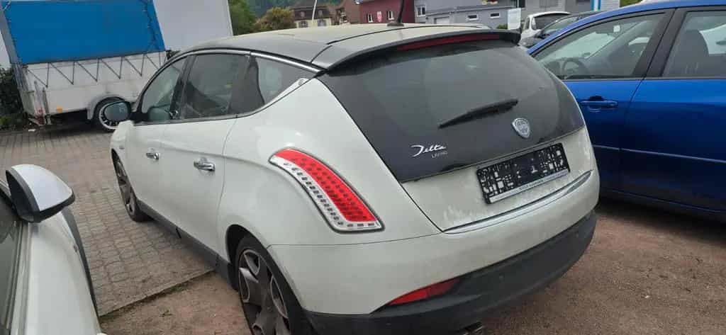 Lancia Delta Platino 11/2010-photo-5