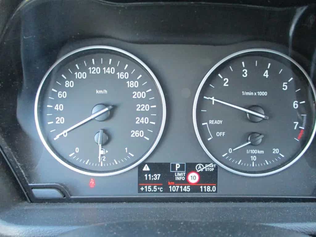 BMW X1 sDrive 18 i+1.Hand 03/2018-photo-8