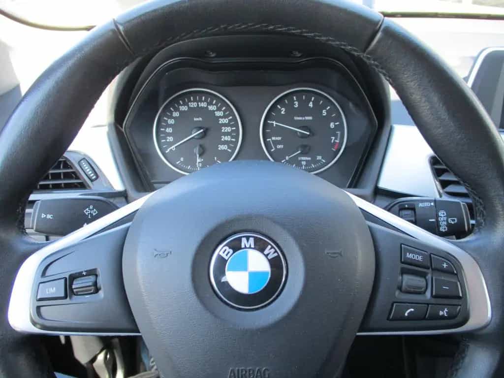 BMW X1 sDrive 18 i+1.Hand 03/2018-photo-9