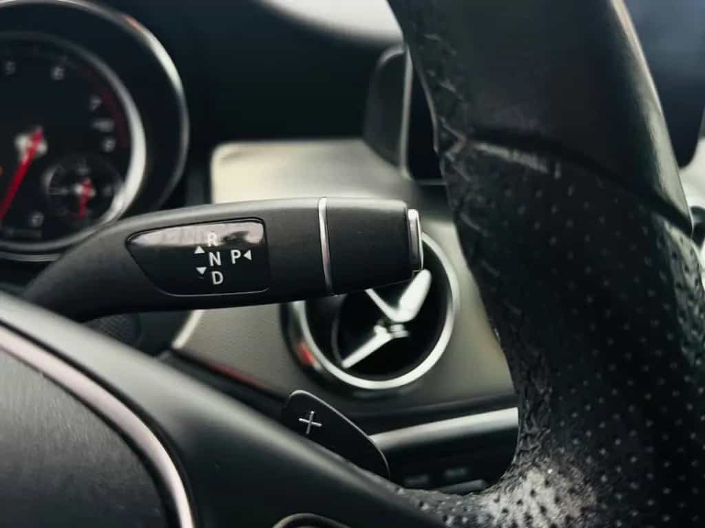 Mercedes-Benz GLA 180 *NAVI*LED*PDC*Urban*SHZ*Schaltwippen* 02/2020-photo-15