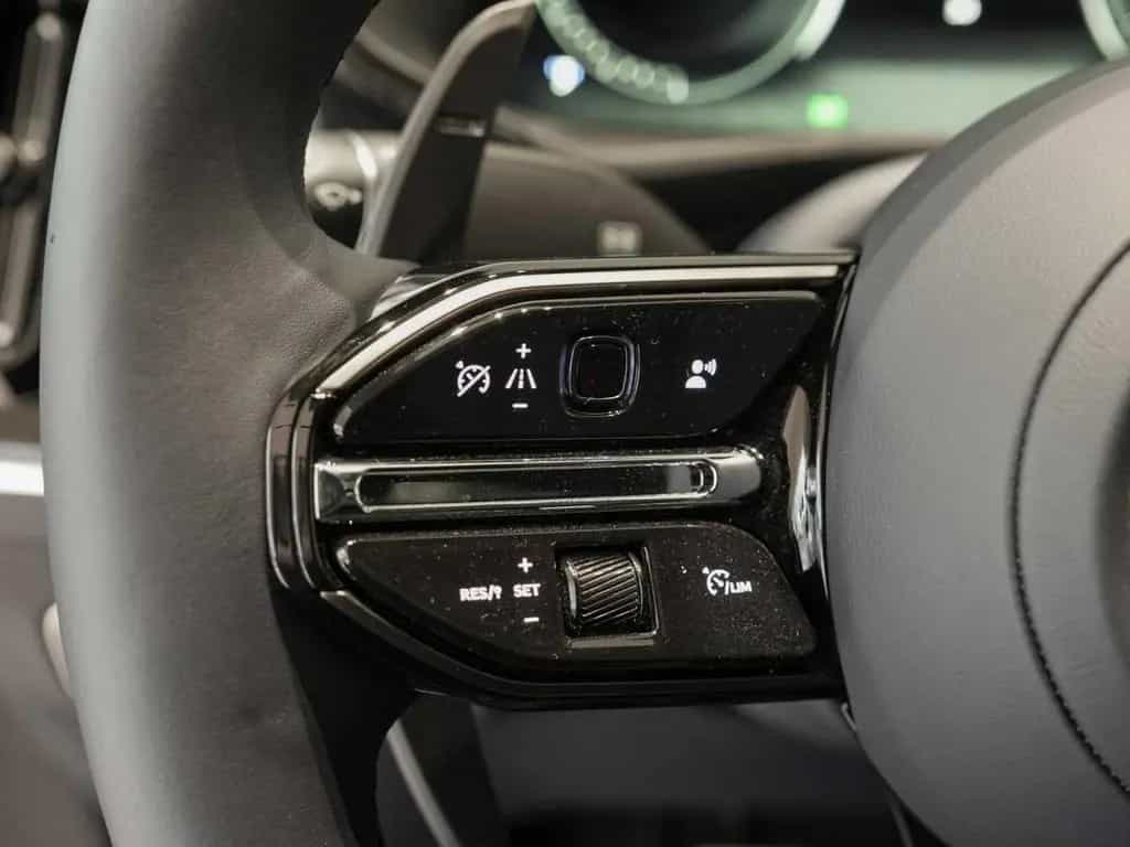 Aston Martin DBX707 MJ 25 09/2025-photo-30