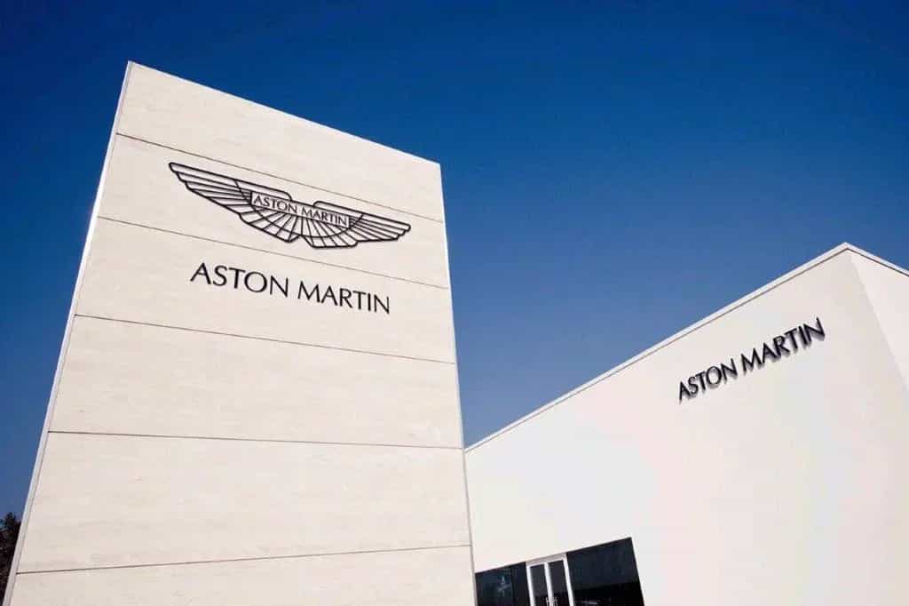 Aston Martin DBX707 MJ 25 09/2025-photo-41