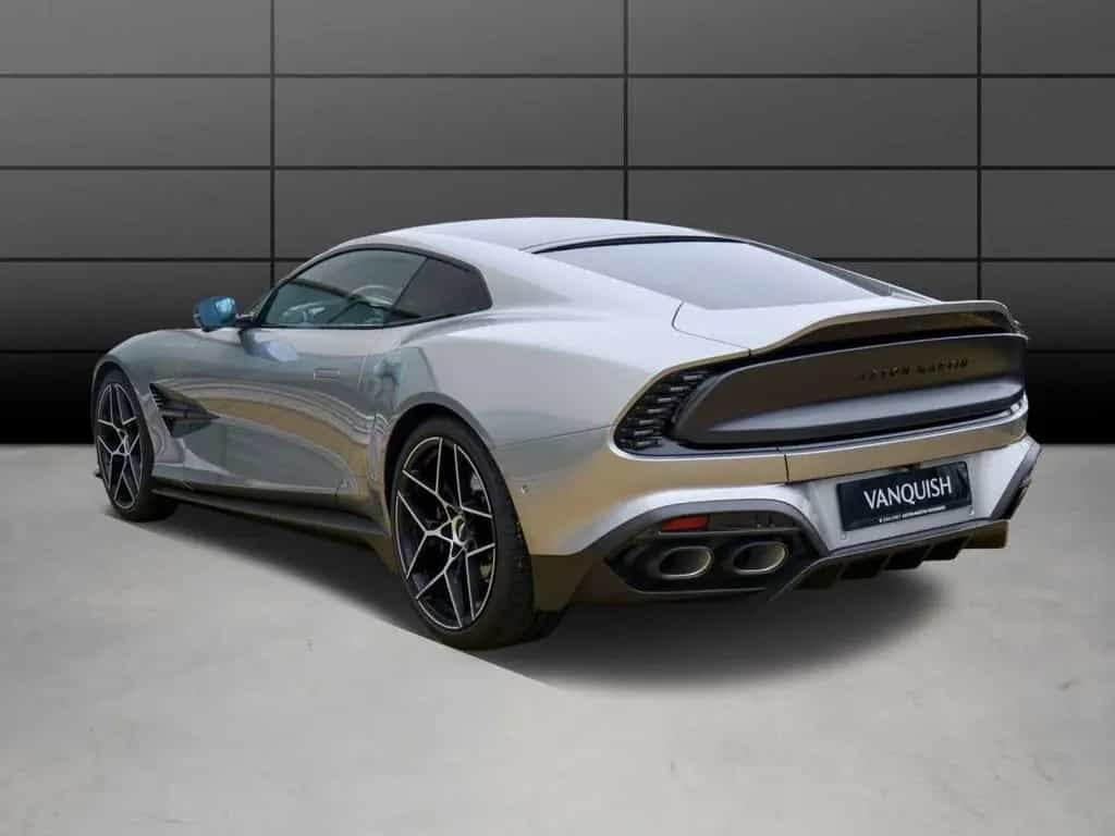 Aston Martin Vanquish Coupe 01/2025-photo-3