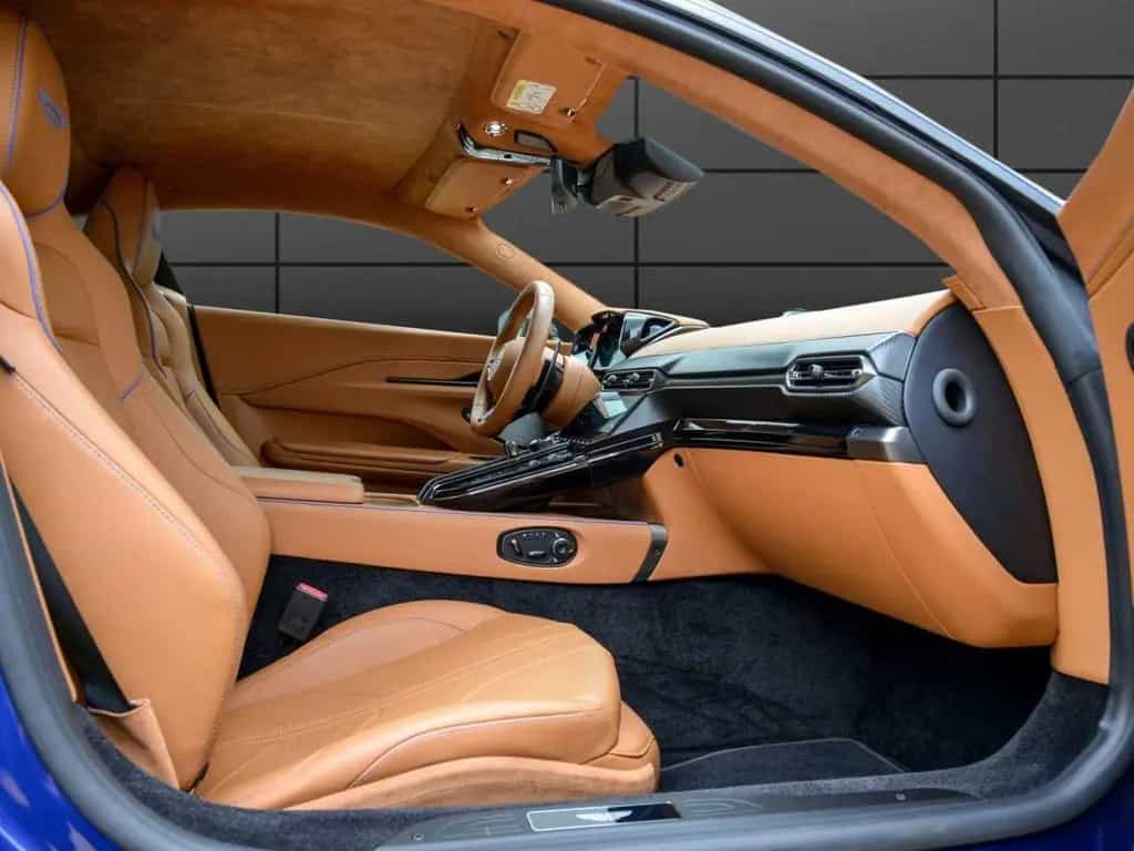 Aston Martin NG V8 Vantage Coupé 05/2024-photo-12