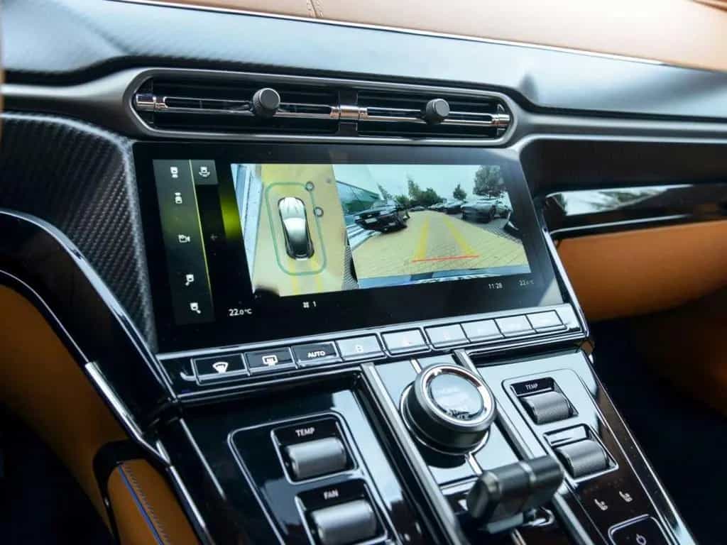 Aston Martin NG V8 Vantage Coupé 05/2024-photo-16