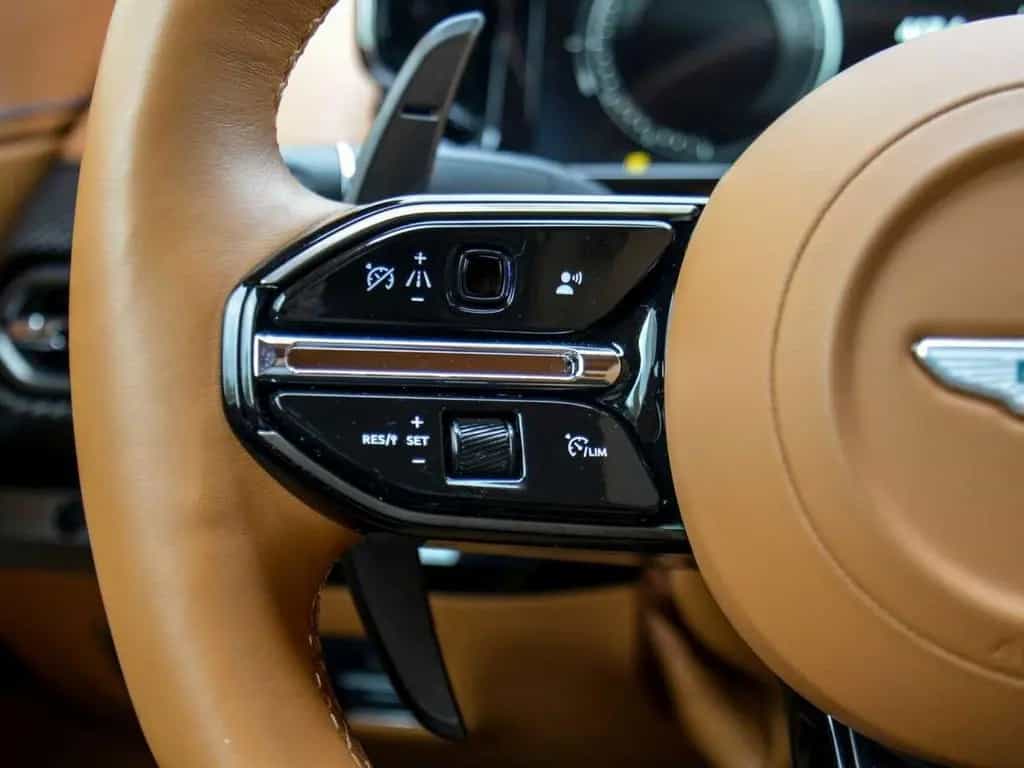 Aston Martin NG V8 Vantage Coupé 05/2024-photo-21