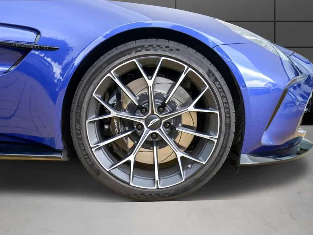 Aston Martin NG V8 Vantage Coupé 05/2024-photo-1