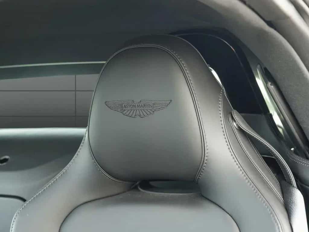 Aston Martin V8 Vantage Roadster ++NP. 283.000€++ 09/2025-photo-17