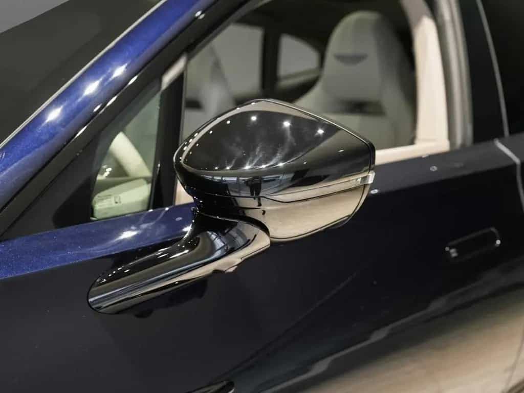 Aston Martin DBX S 01/2026-photo-6