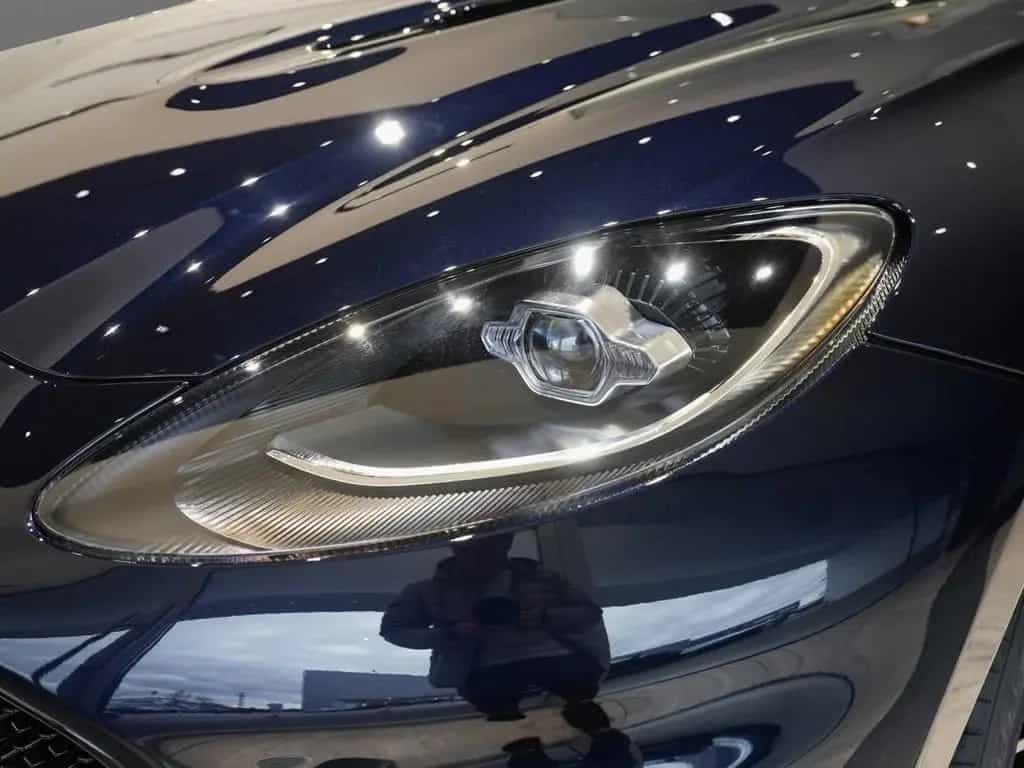 Aston Martin DBX S 01/2026-photo-7