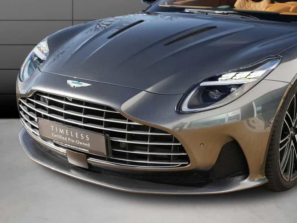 Aston Martin DB12 Volante 09/2024-photo-1