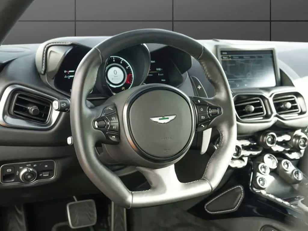 Aston Martin V8 Vantage Roadster 04/2022-photo-14