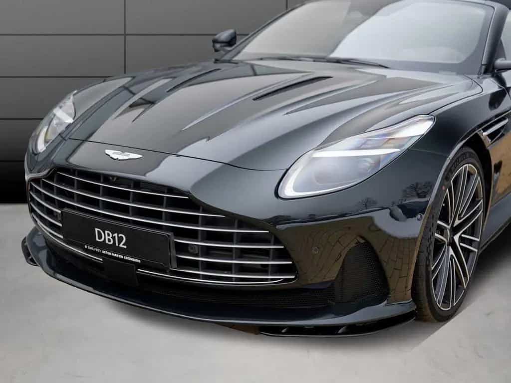 Aston Martin DB12 Volante null-photo-3