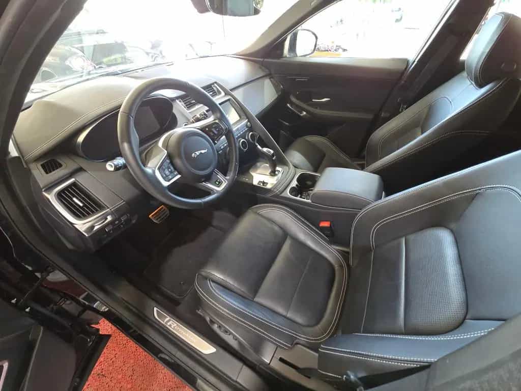 Jaguar E-Pace R-Dynamic SE AWD+MERIDIAN+20" 09/2020-photo-9
