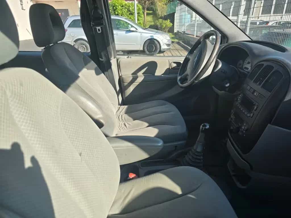 Chrysler Voyager 2.4 TüvNeu Klimatr Tempom 7Sitz el.Sitze 01/2008-photo-3