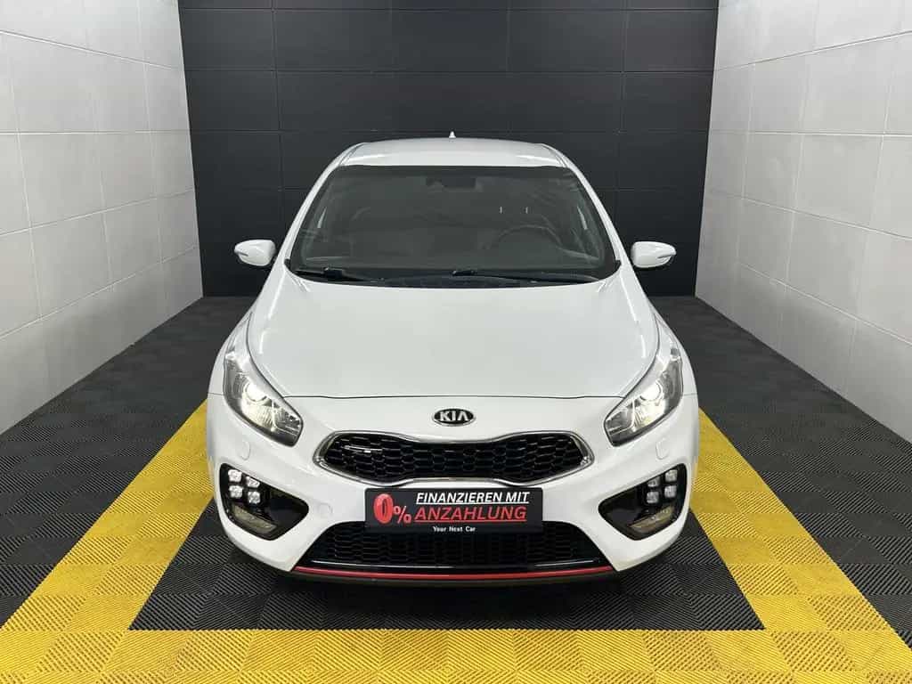 Kia Ceed GT-Track+AHK+Navi+SHA+FLA+Temp+Carplay+SHZ 05/2018-photo-1