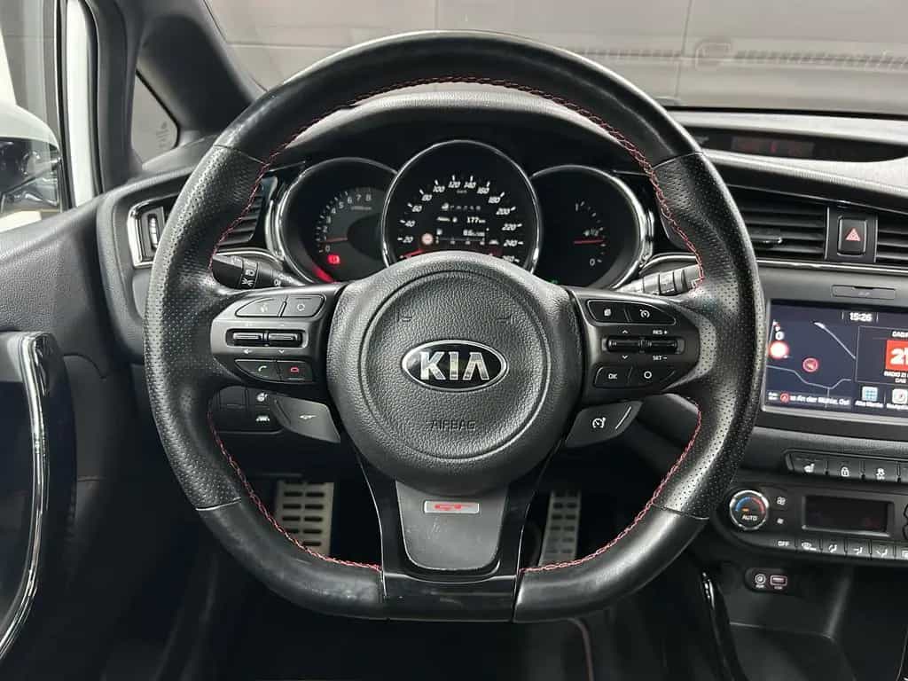 Kia Ceed GT-Track+AHK+Navi+SHA+FLA+Temp+Carplay+SHZ 05/2018-photo-22