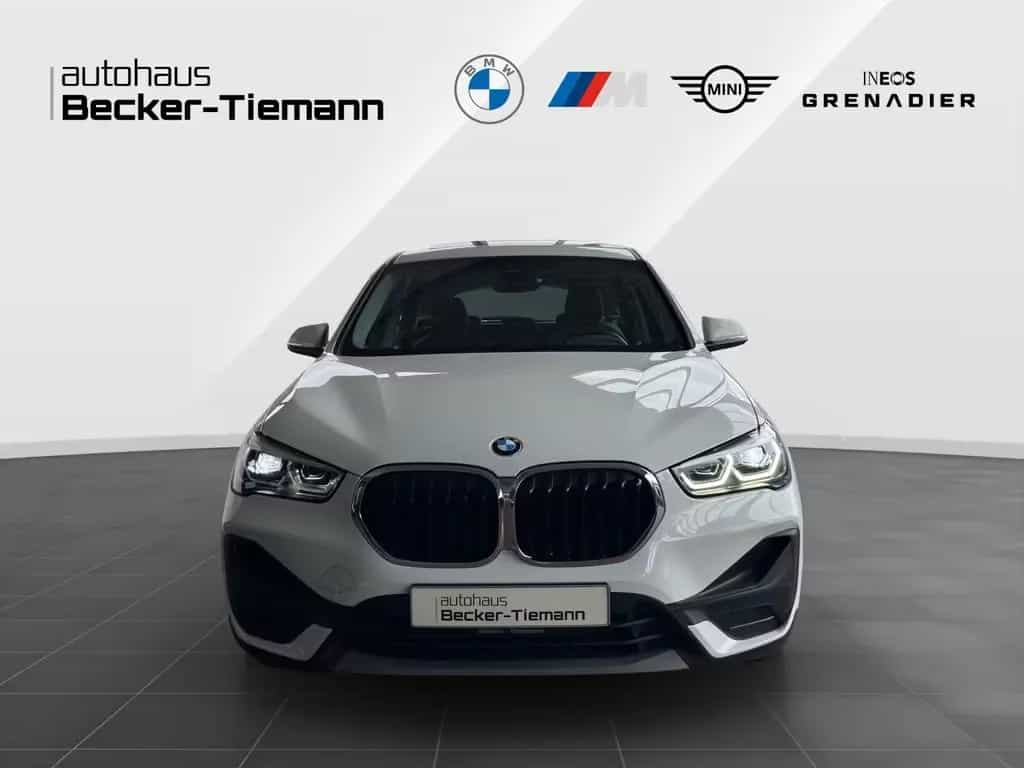 BMW X1 xDrive18d Navi | LED | Kamera | Panorama | Kl 07/2020-photo-1