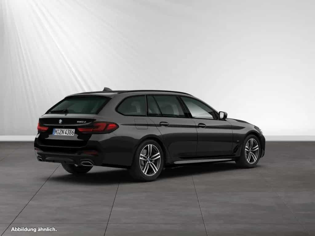 BMW 520 d Touring M Sport|Panorama|Stop&Go|HUD 07/2021-photo-1
