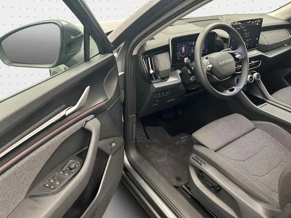 Skoda Kodiaq 2.0 TSI*AHK*KAM*NAVI*SHZ*PDC*LED*KE 07/2025-photo-13