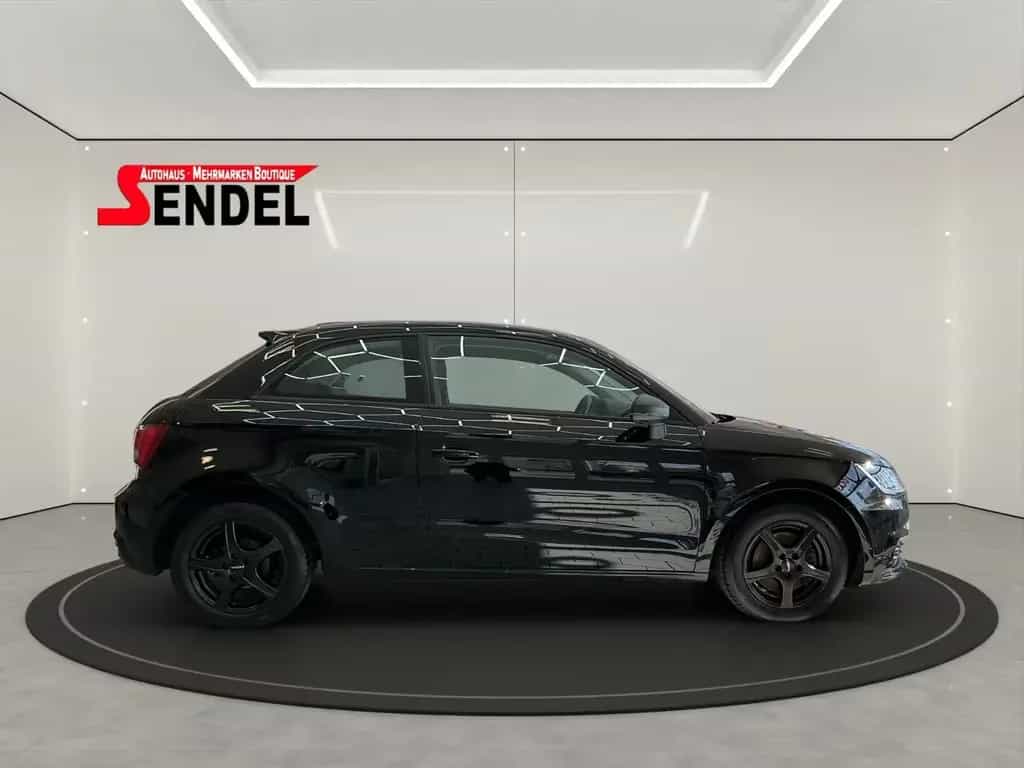 Audi A1 basis***MTL.RATE 150 €*** 06/2017-photo-7