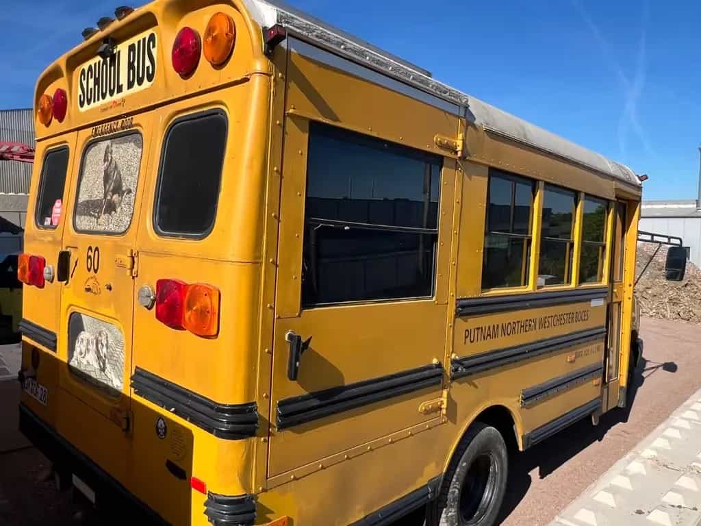 GMC Savana G35 School Bus Wohnmobil Umbau 07/2006-photo-4
