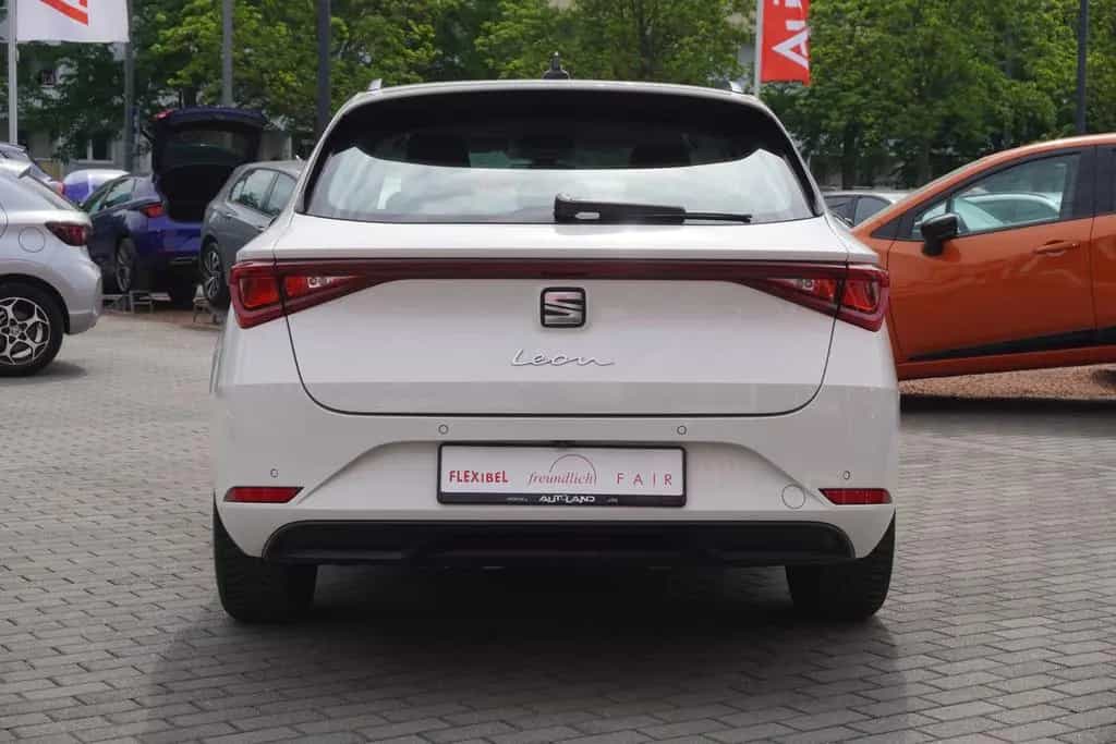 Seat Leon ST 1.0 TSI Style LED FullLink Kamera DAB 01/2023-photo-4