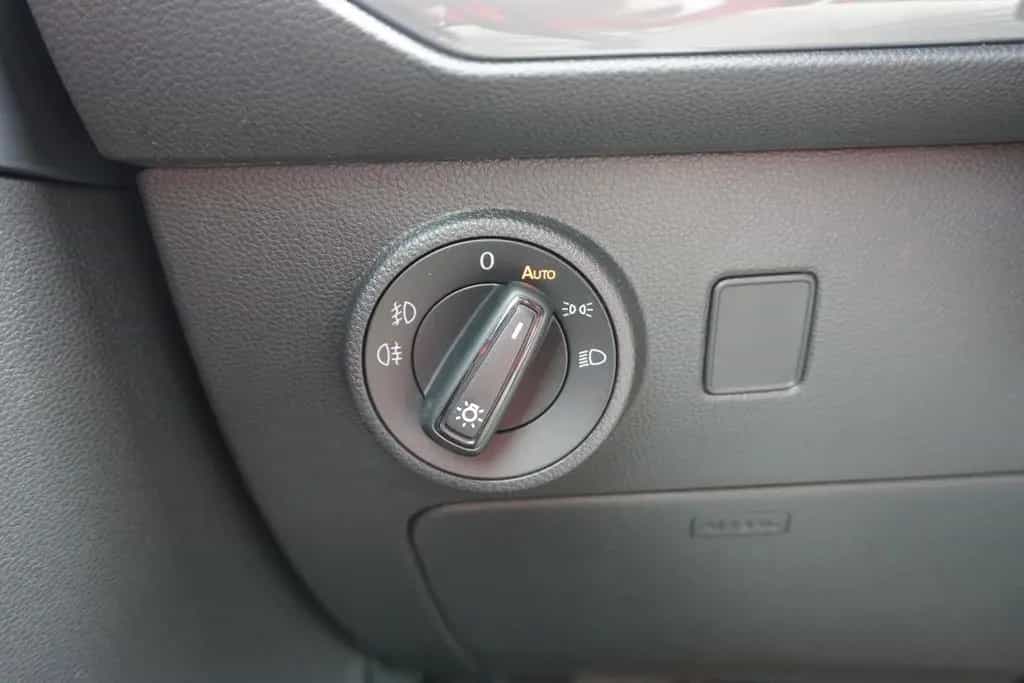 Seat Ateca 1.5 TSI DSG Style VC LED Navi ACC Kamera 02/2023-photo-25
