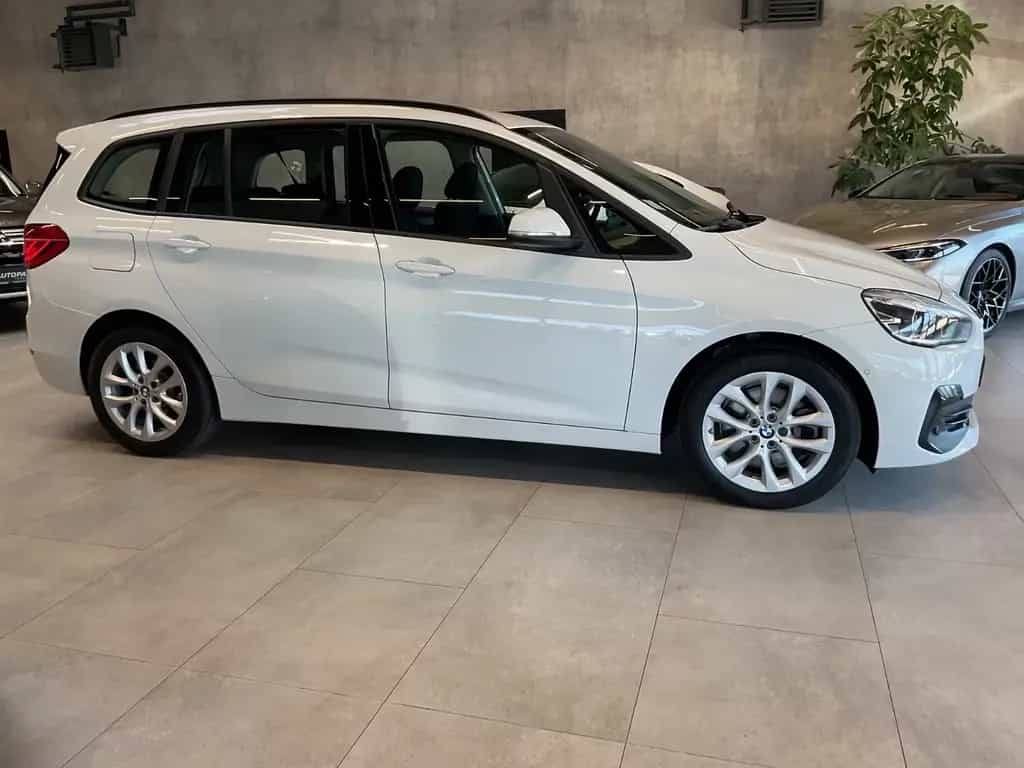 BMW 218 Gran Tourer 218d Gran Tourer xDr. Advantage AHK LED Navi 10/2020-photo-17