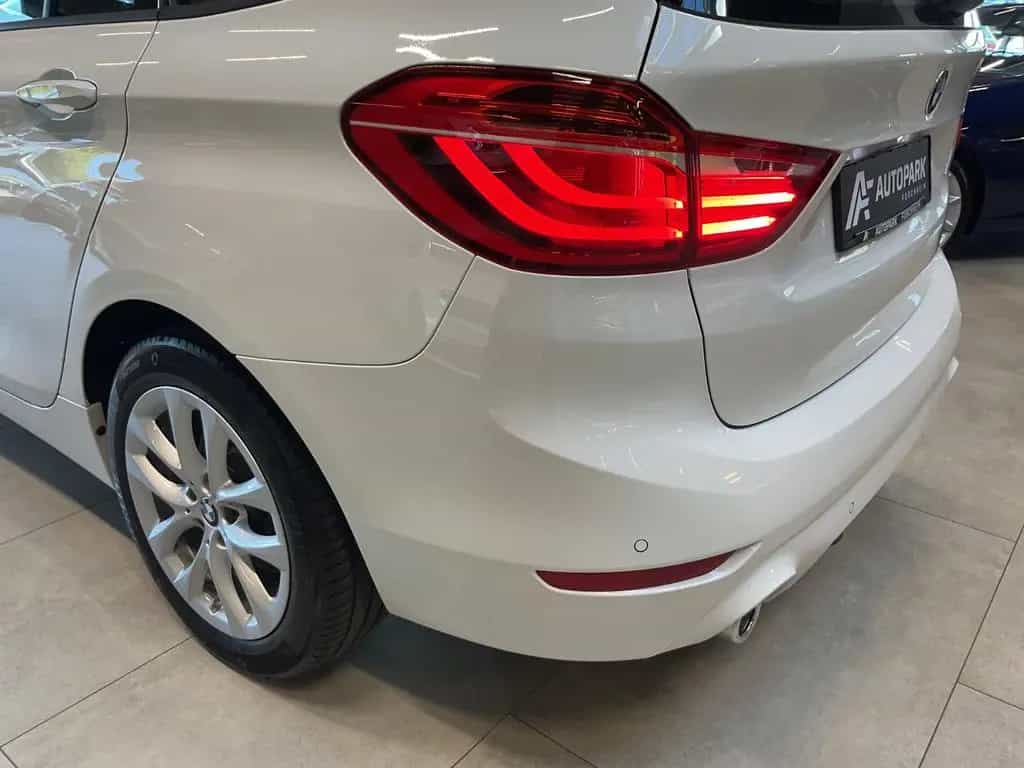 BMW 218 Gran Tourer 218d Gran Tourer xDr. Advantage AHK LED Navi 10/2020-photo-24