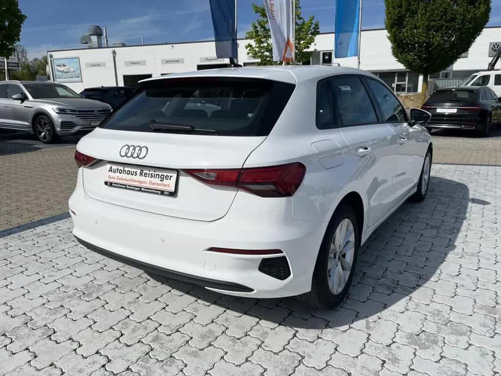 Audi A3 Sportback 2.0 TDI (NAVI+LED+ACC+Connect) 12/2022-photo-1