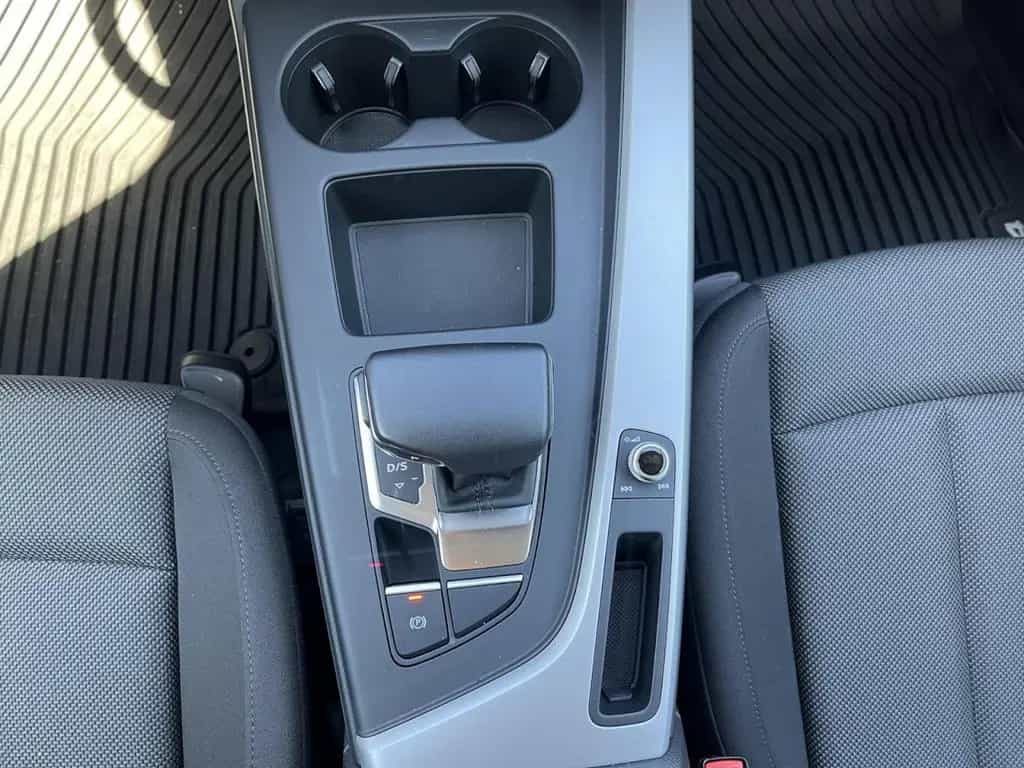 Audi A4 Avant 40 2.0 TDI quattro S -Tronic (Navi+Matr 12/2022-photo-18