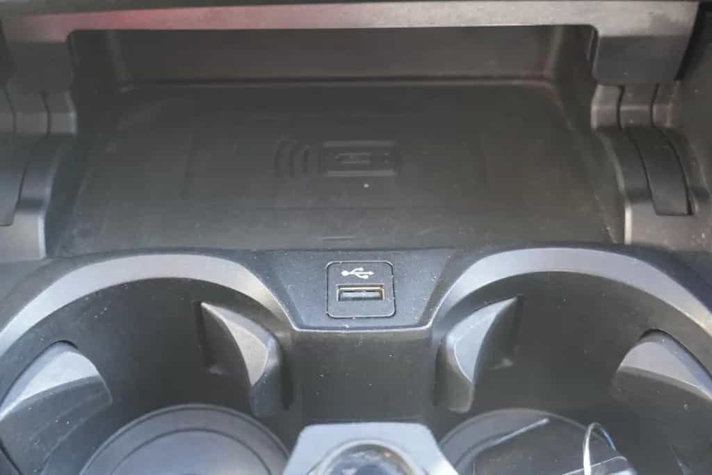 BMW 318 d Touring Aut. LED Navi Sitzheizung 08/2021-photo-24