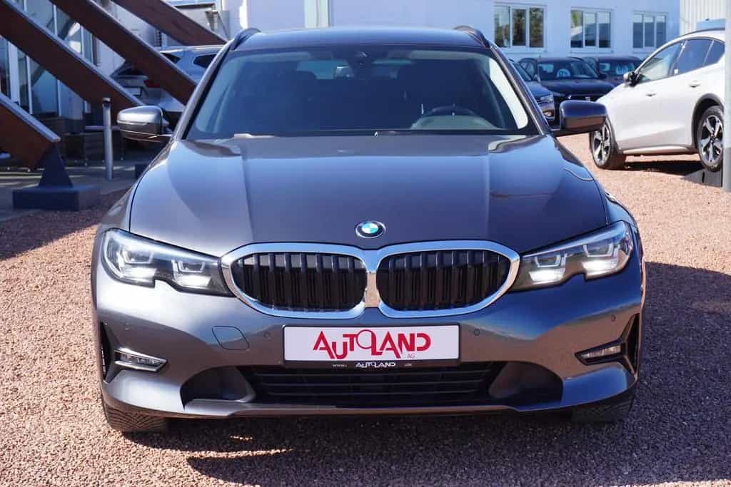 BMW 318 d Touring Aut. LED Navi Sitzheizung 08/2021-photo-5