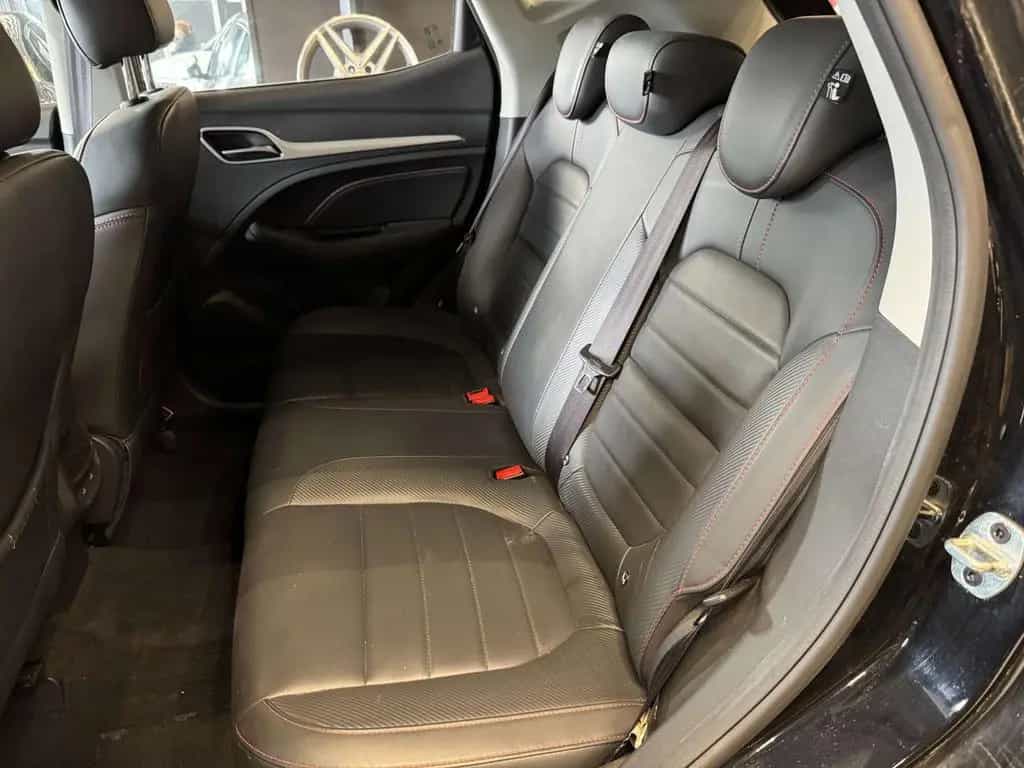 MG ZS 1.5 VTi-tech Luxury 04/2025-photo-12